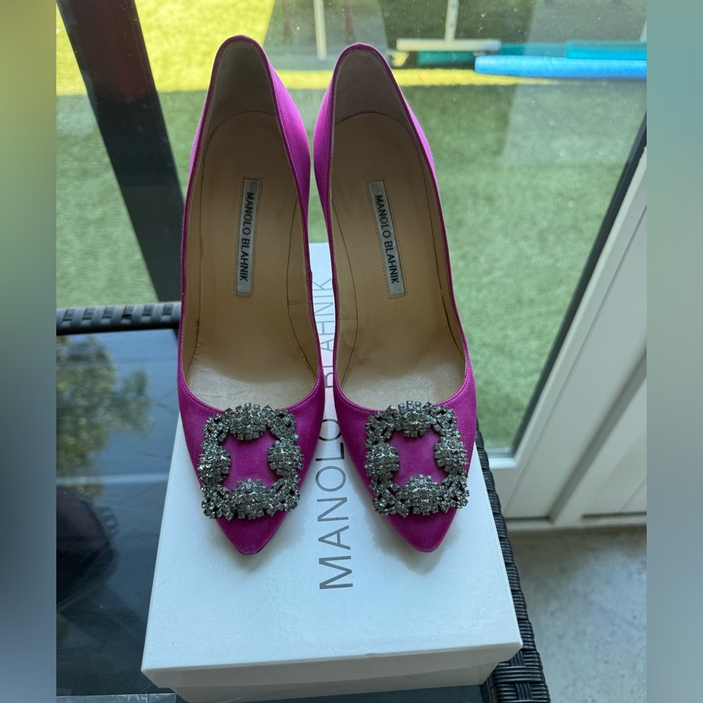 Manolo Blahnik Fuchsia Heels 36.5